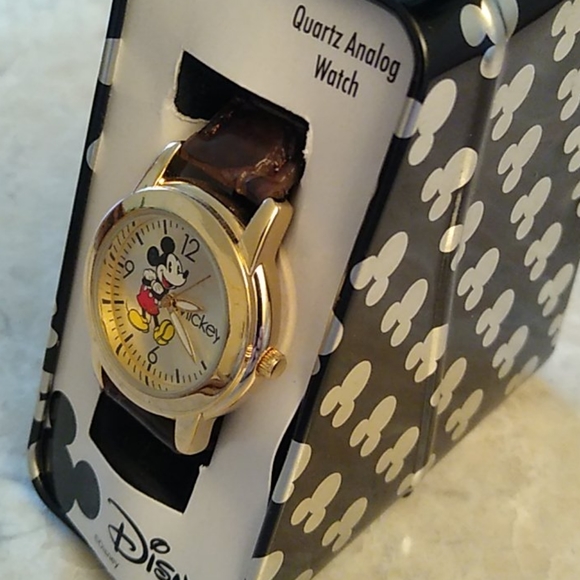 NIB - Disney Mickey Mouse Watch Croco Leather Band - Picture 3 of 5